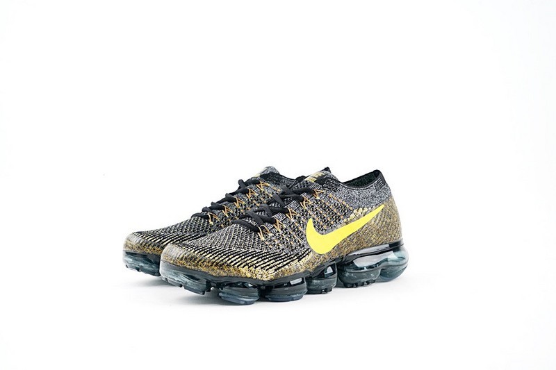 vapormax noir et or