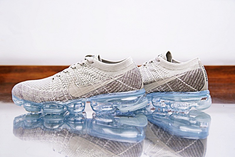 100% genuine good texture sale retailer Offres Secrètes Pale/Gris Chaussures Nike Air Vapormax Flyknit ... 100% genuine good texture sale retailer Offres Secrètes Pale/Gris Chaussures Nike Air Vapormax Flyknit ...